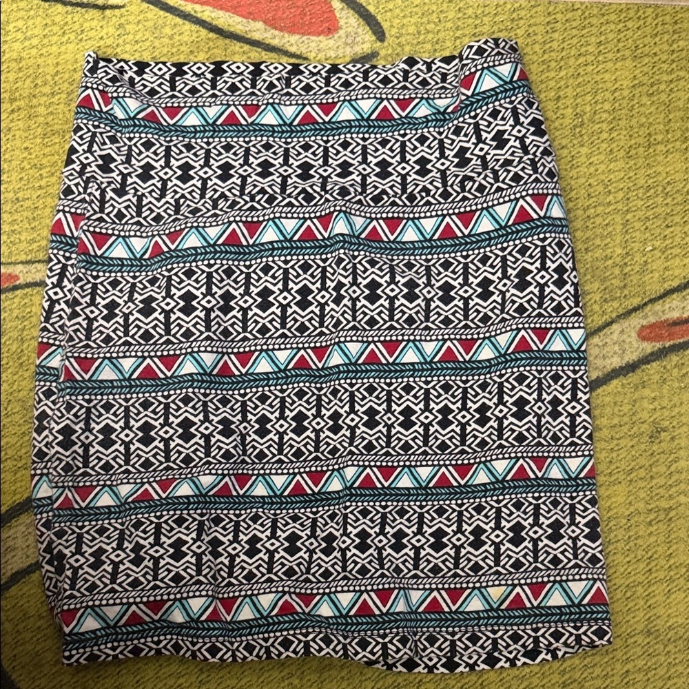 Charlotte Russe Geometric Patterned Skirt - Black, Red, Blue size S